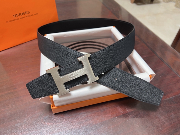 エルメスベルト着用イメージ